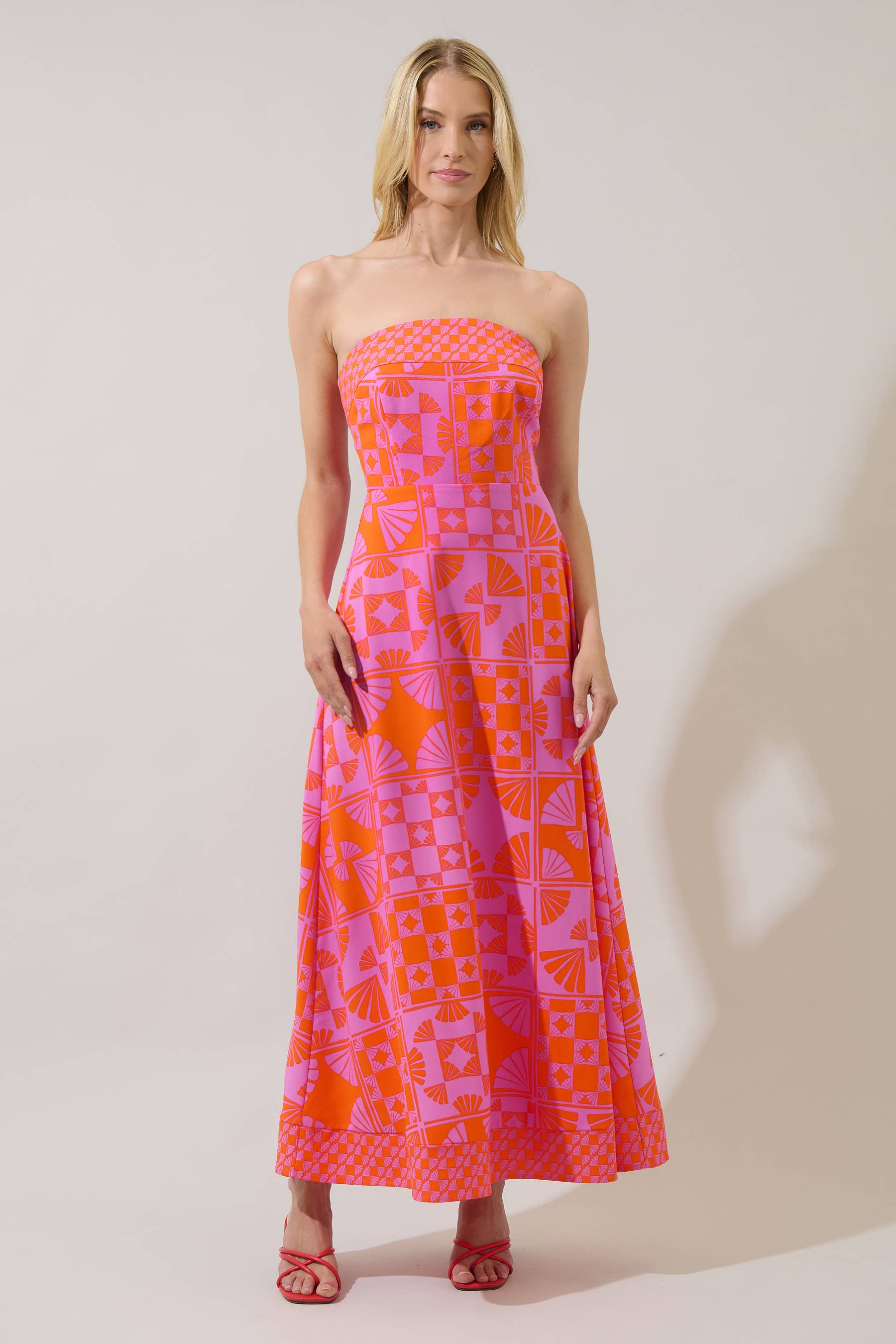 Fan & Check Strapless Maxi Dress