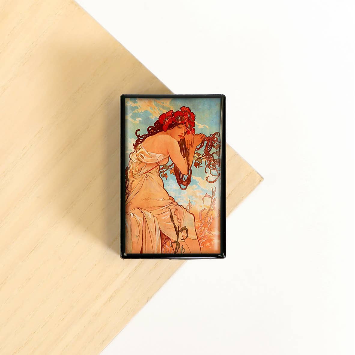 Mucha Mint Slide Box